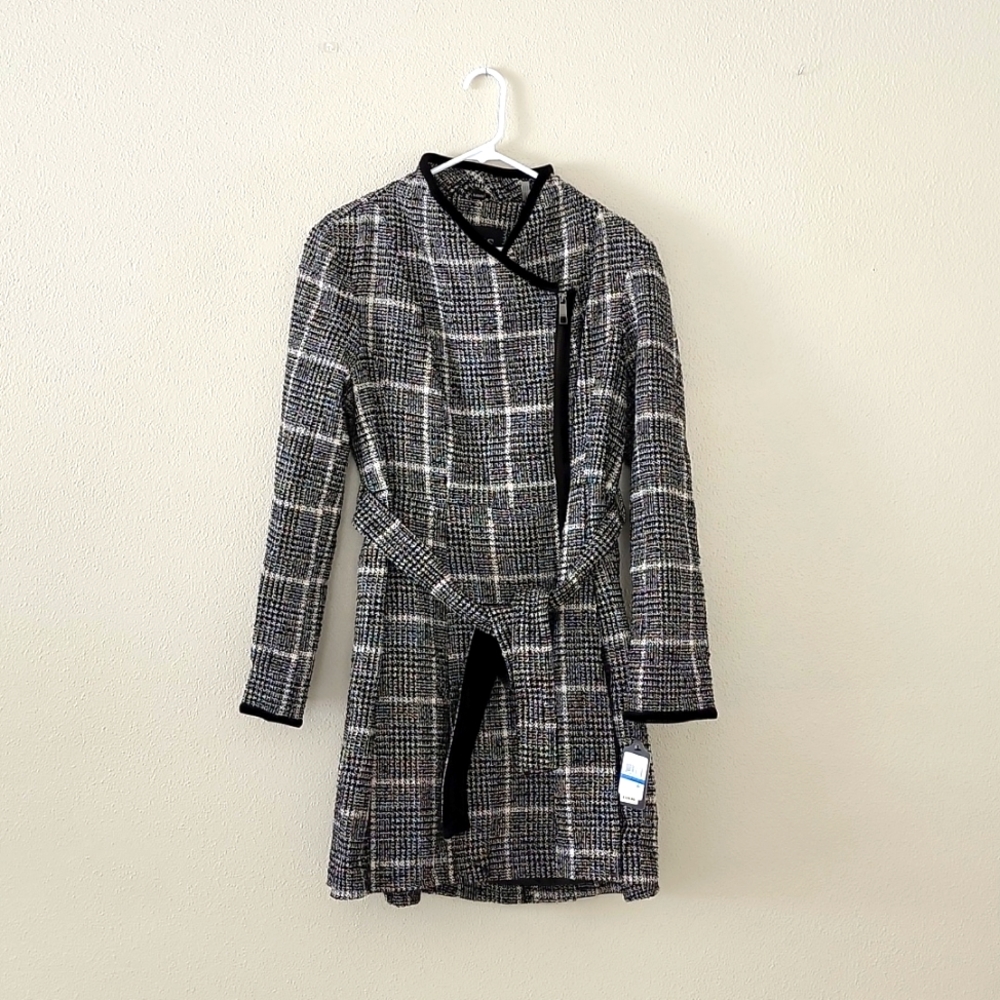 Guess Black and White Coat
